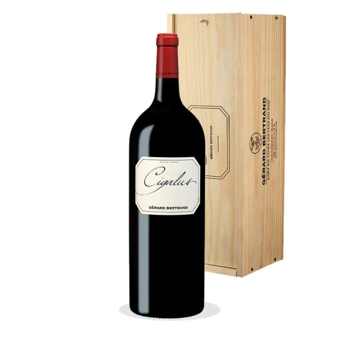 Cigalus - Gérard Bertrand - Pays d'Oc IGP - Rouge 2021 1.5L en caisse bois